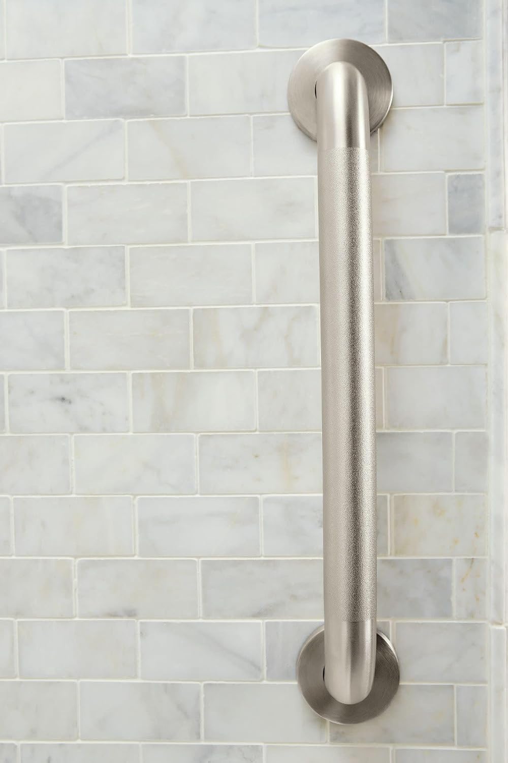 Moen Home Care Bathroom Safety 18 Inch Stainless Steel Handicap Grab Bar for Bathtub and Shower, Slip Resistant Finish, Elderly Assistance Product, Polished Brass, R8918P