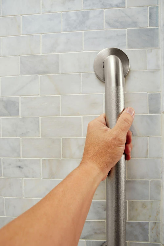 Moen Home Care Bathroom Safety 18 Inch Stainless Steel Handicap Grab Bar for Bathtub and Shower, Slip Resistant Finish, Elderly Assistance Product, Polished Brass, R8918P