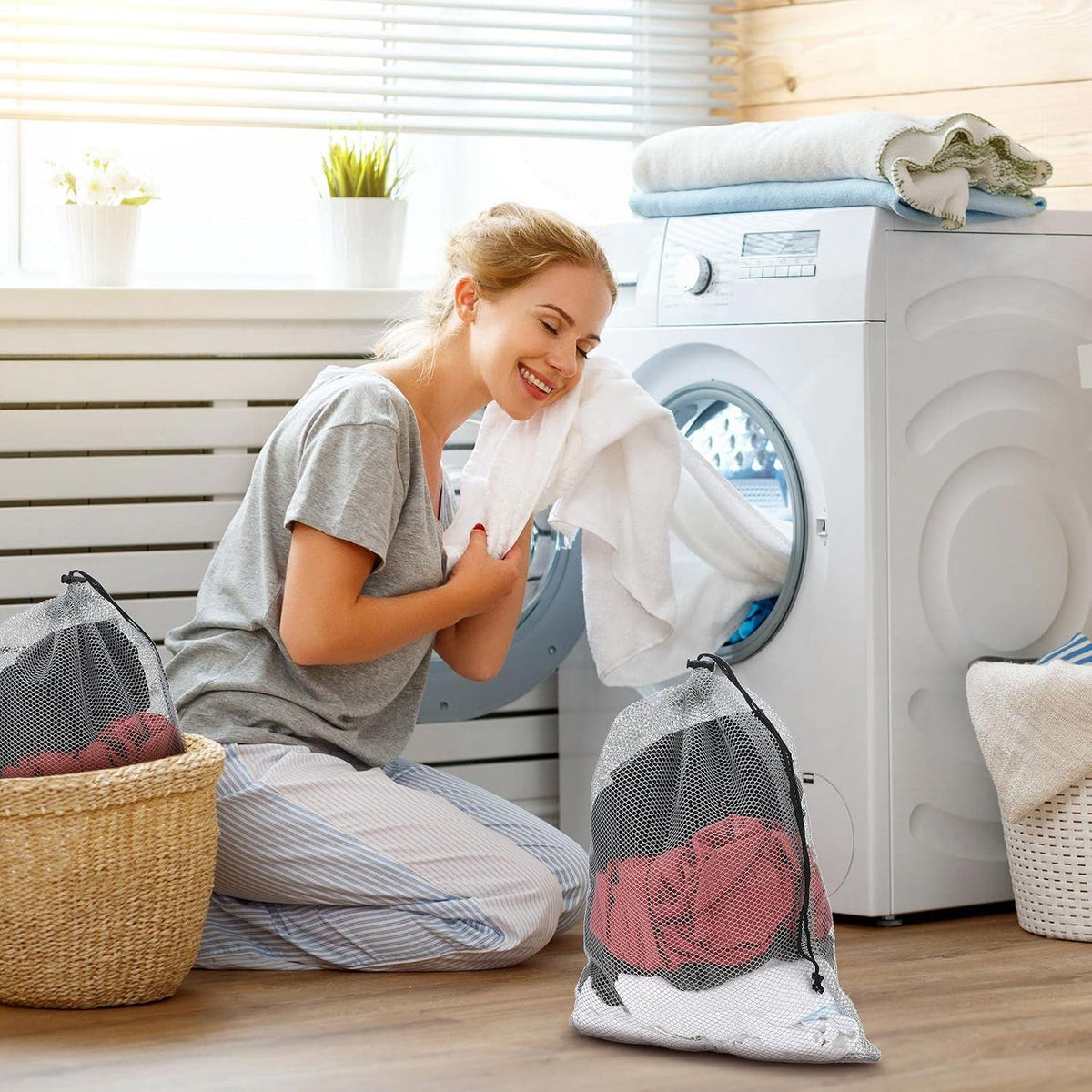 24 Pcs Mesh Bags Drawstring Mesh Laundry Bag Stuff Sack Nylon Bags Camping Nylon Bag with Drawstring Cord for Toys