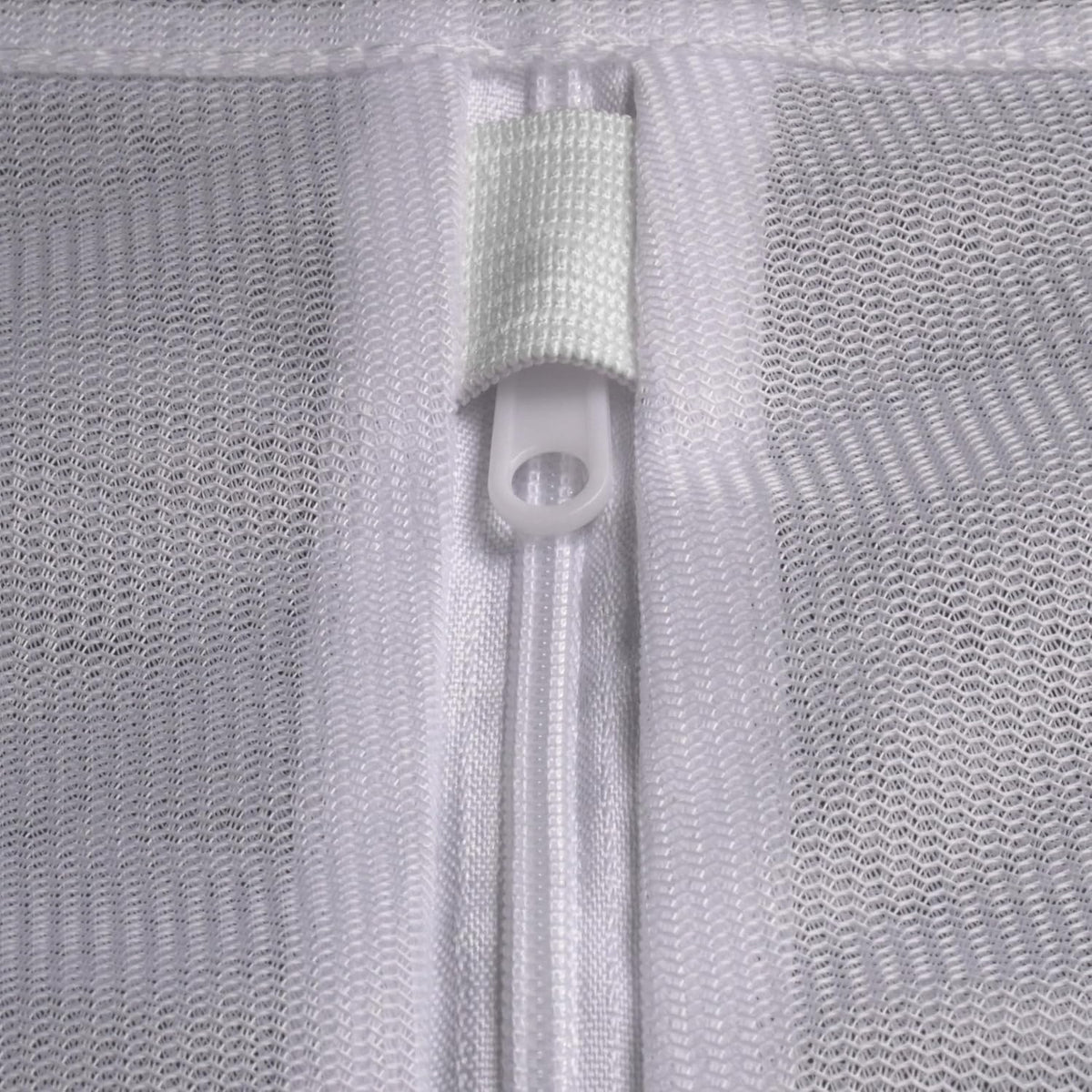 Bra bags for laundry, 1 Pack – Holds 4 A–D Cups, 4-in-1 Cleans, Dries, Stores & Dust-Proof, Bra Washing Bags for Laundry Experience better than a single washing net